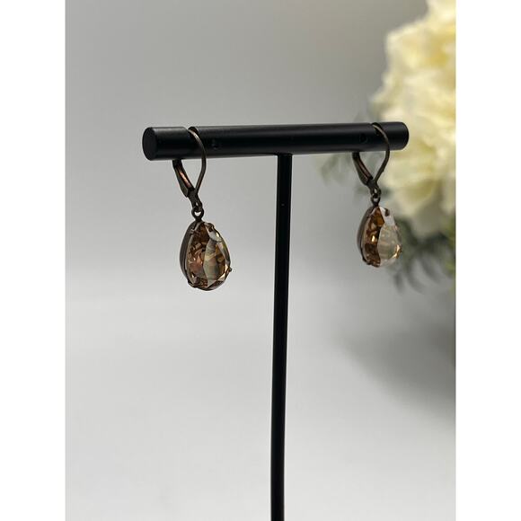 Liz Palacios Signed Swarovski Champagne Topaz Teardrop Crystal Leverback Earring - Picture 5 of 7